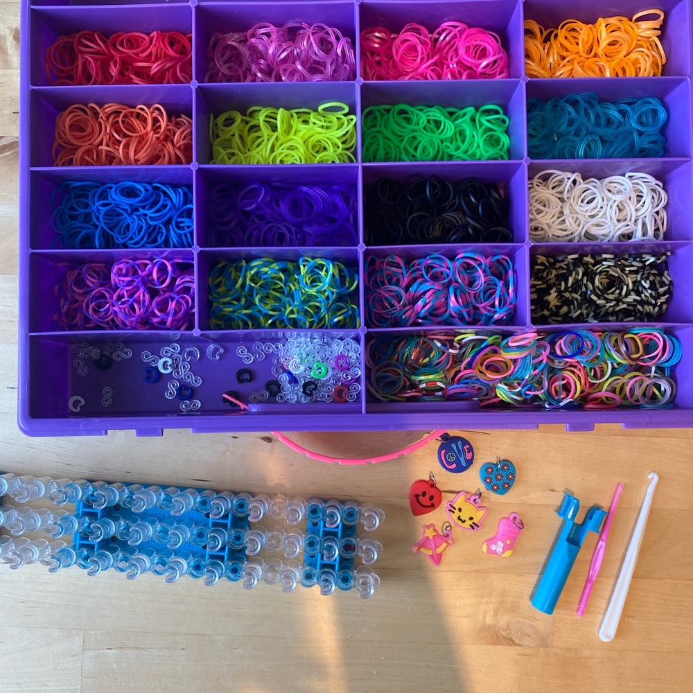 Loom Band Set with Tools and Charms
